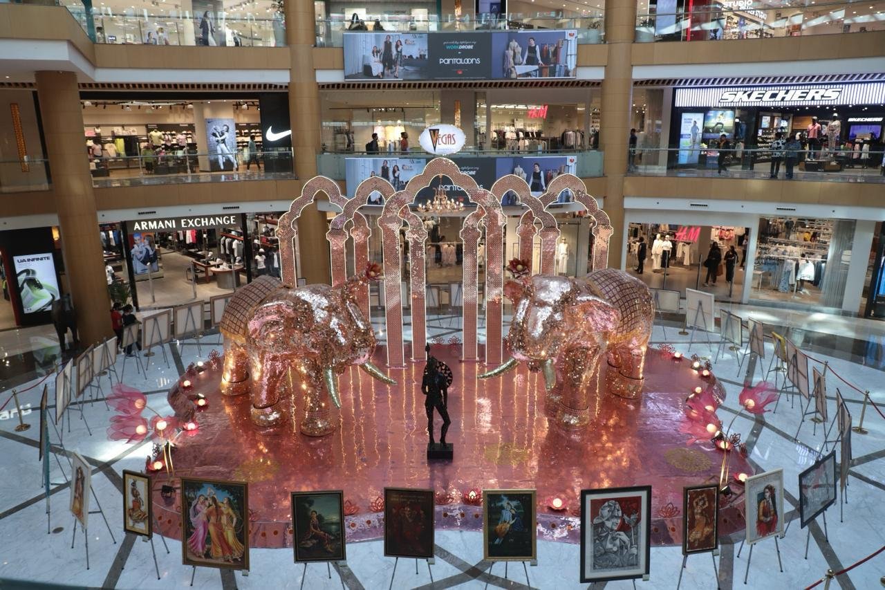 Vegas Mall Elevates Artistic Expressions with Anant Ki Aur – Art Exhibition